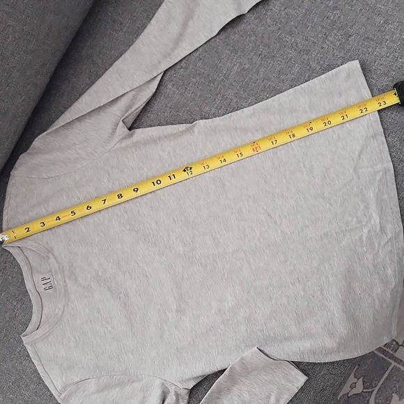 NWOT GAP Closeknit Women's Heather Gray Long Sleeve Tee - Picture 5 of 5
